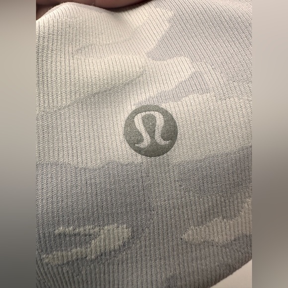 SOLD Lululemon Wunder Under Short 10” *Ribbed - Picture 6 of 8